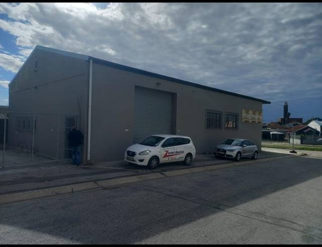 INDUSTRIAL PROPERTY TO RENT IN SIDWELL